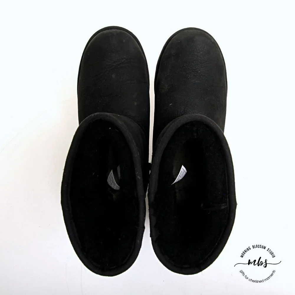 UGG kid size