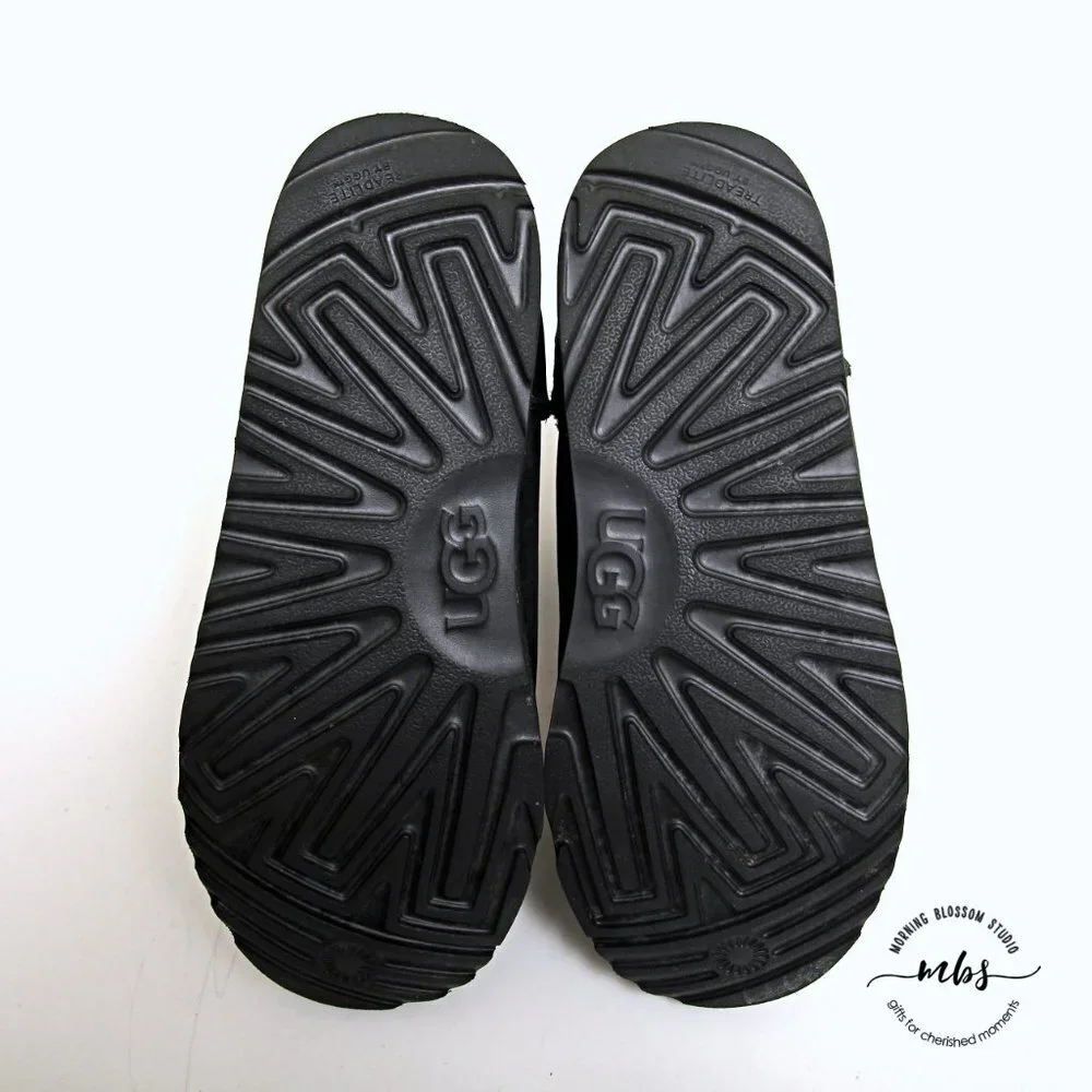 UGG kid size