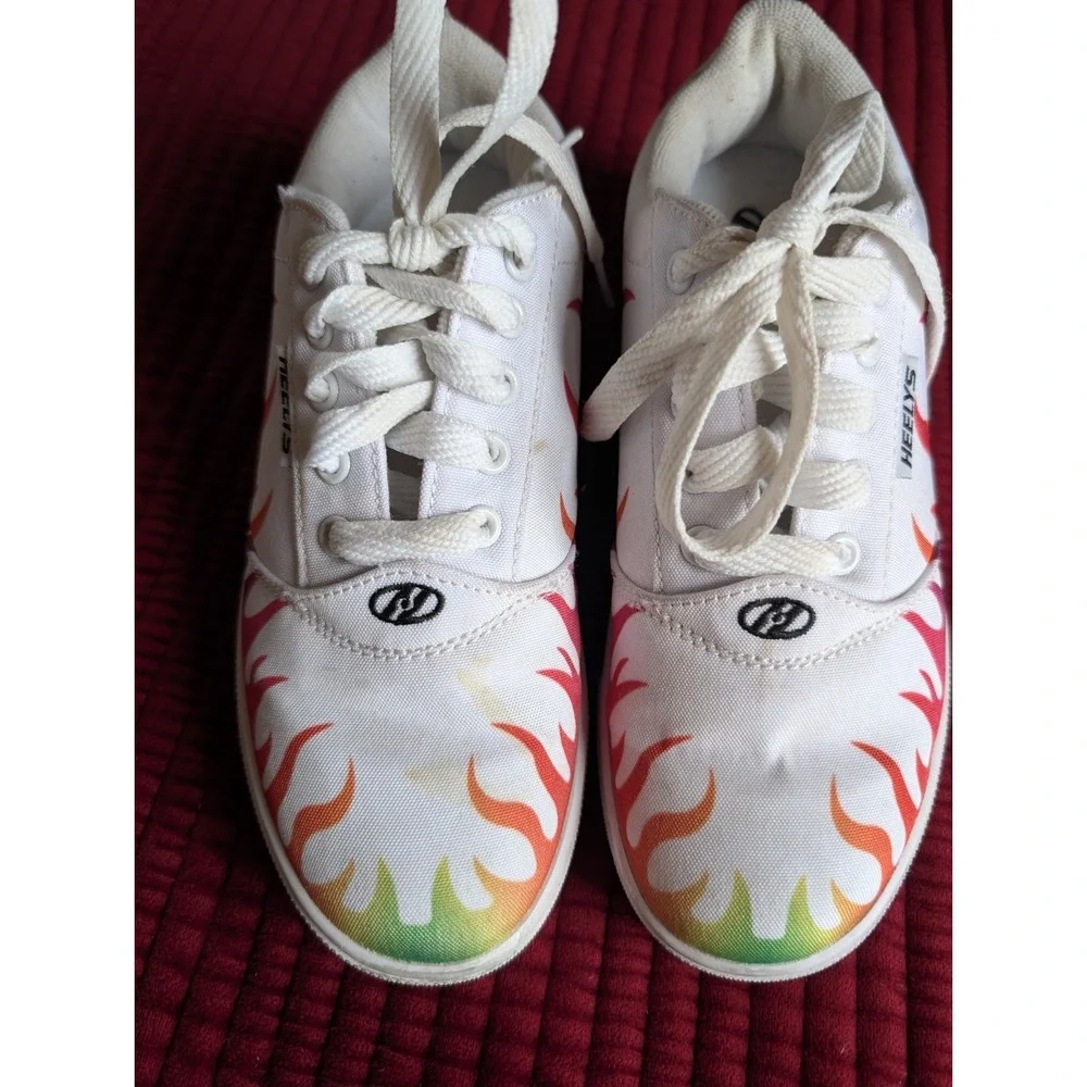 Heelys Pro 20 Rainbow Flames Sneakers Youth Size 4 Shoes Kids White Wheels