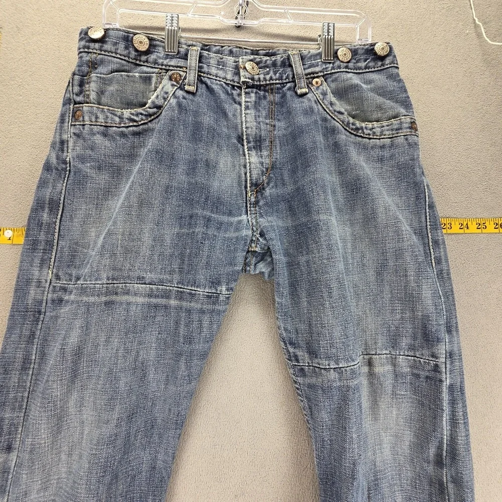 Levis 11718 important
