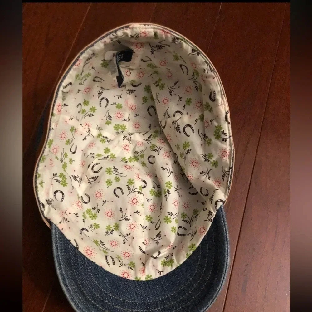 GAP toddler hat