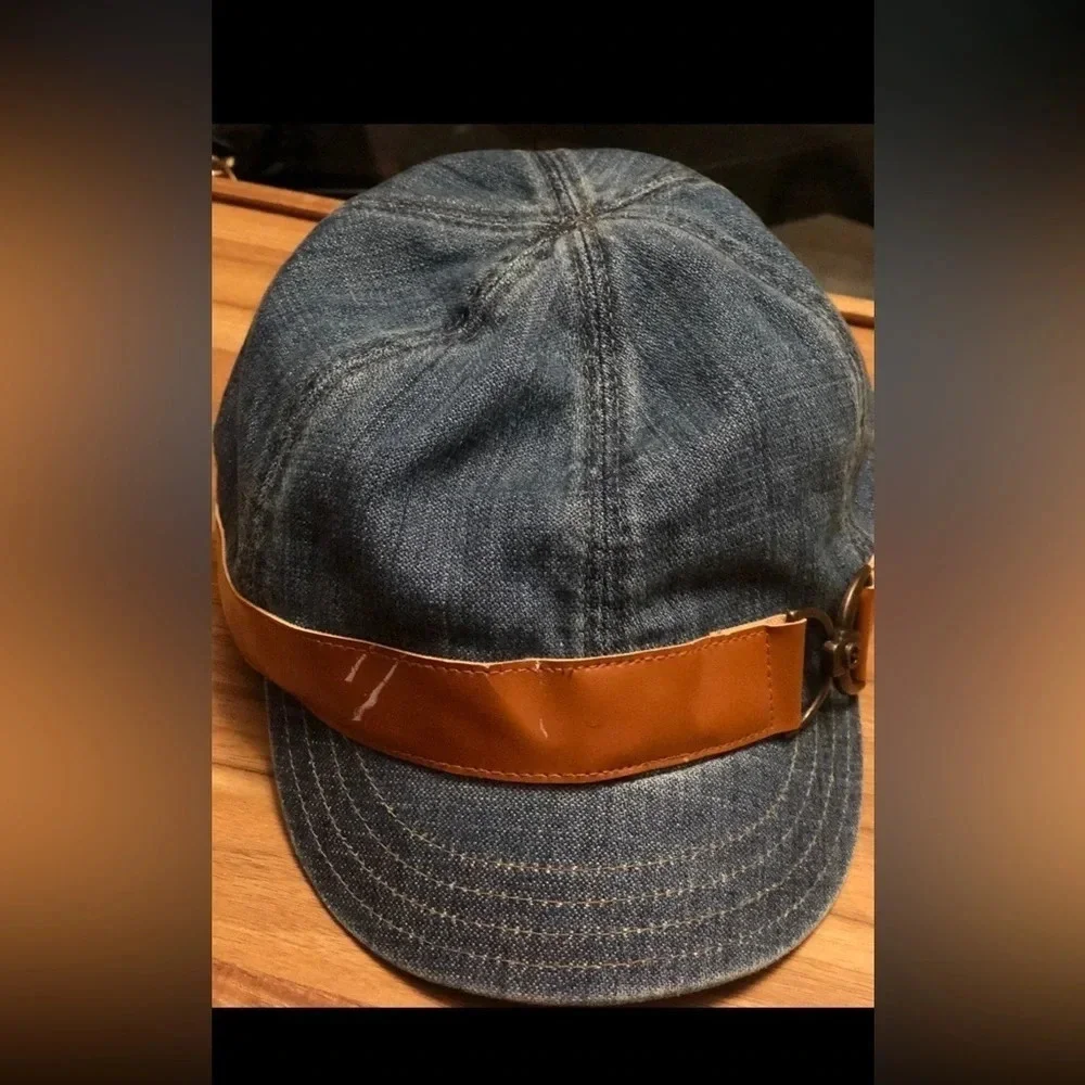 GAP toddler hat