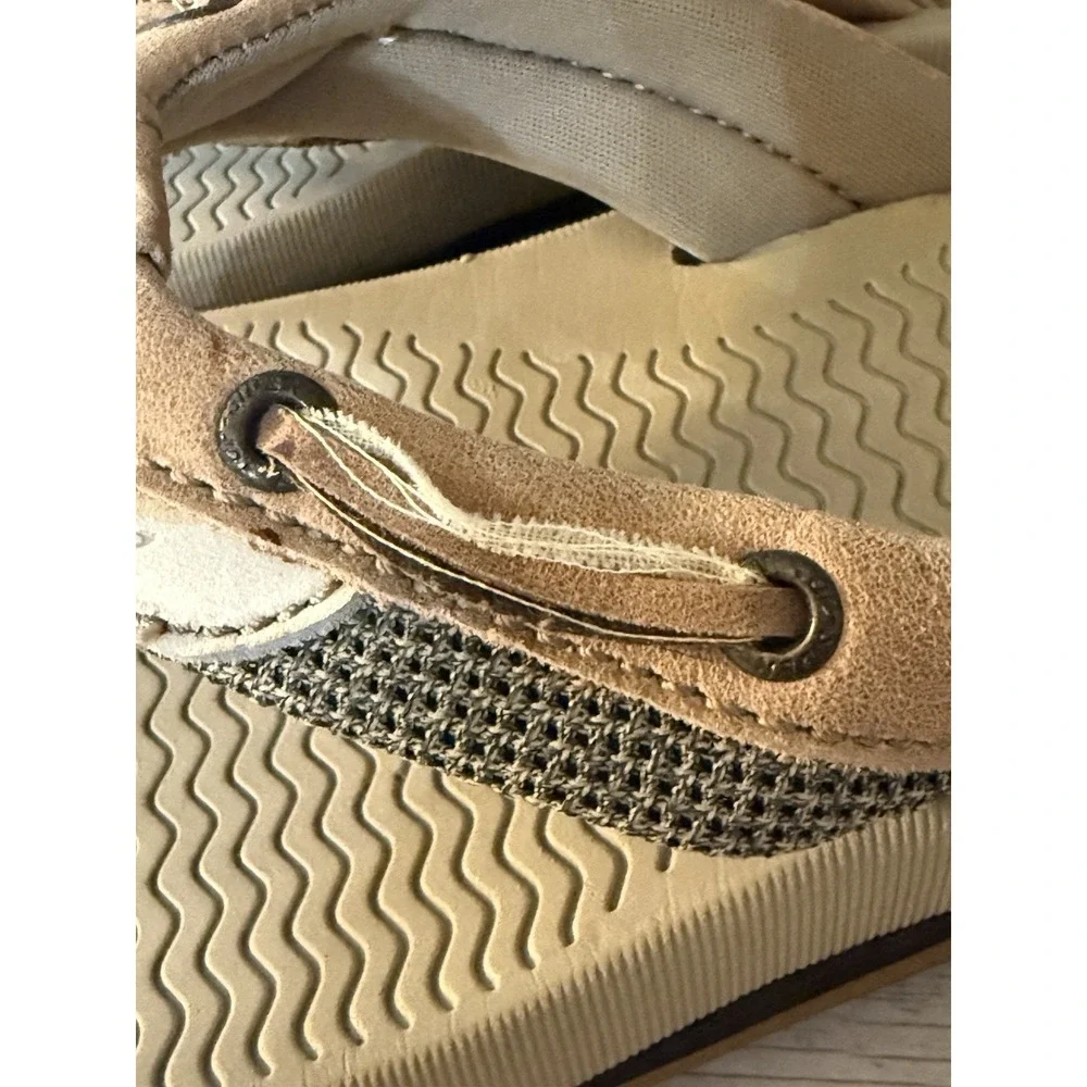 Sperry classic top