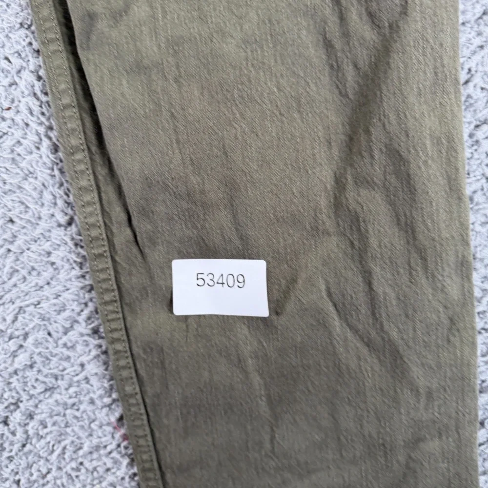 Levis before purchasing