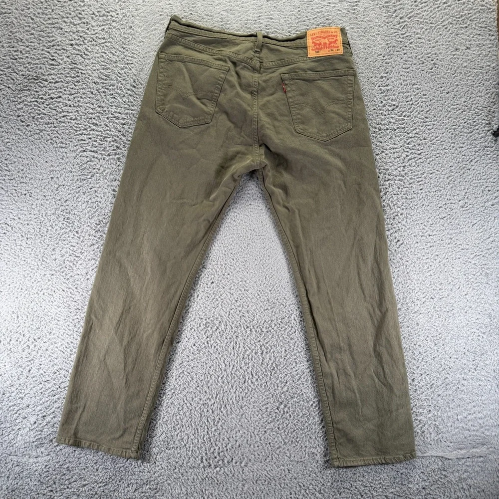 Levis before purchasing