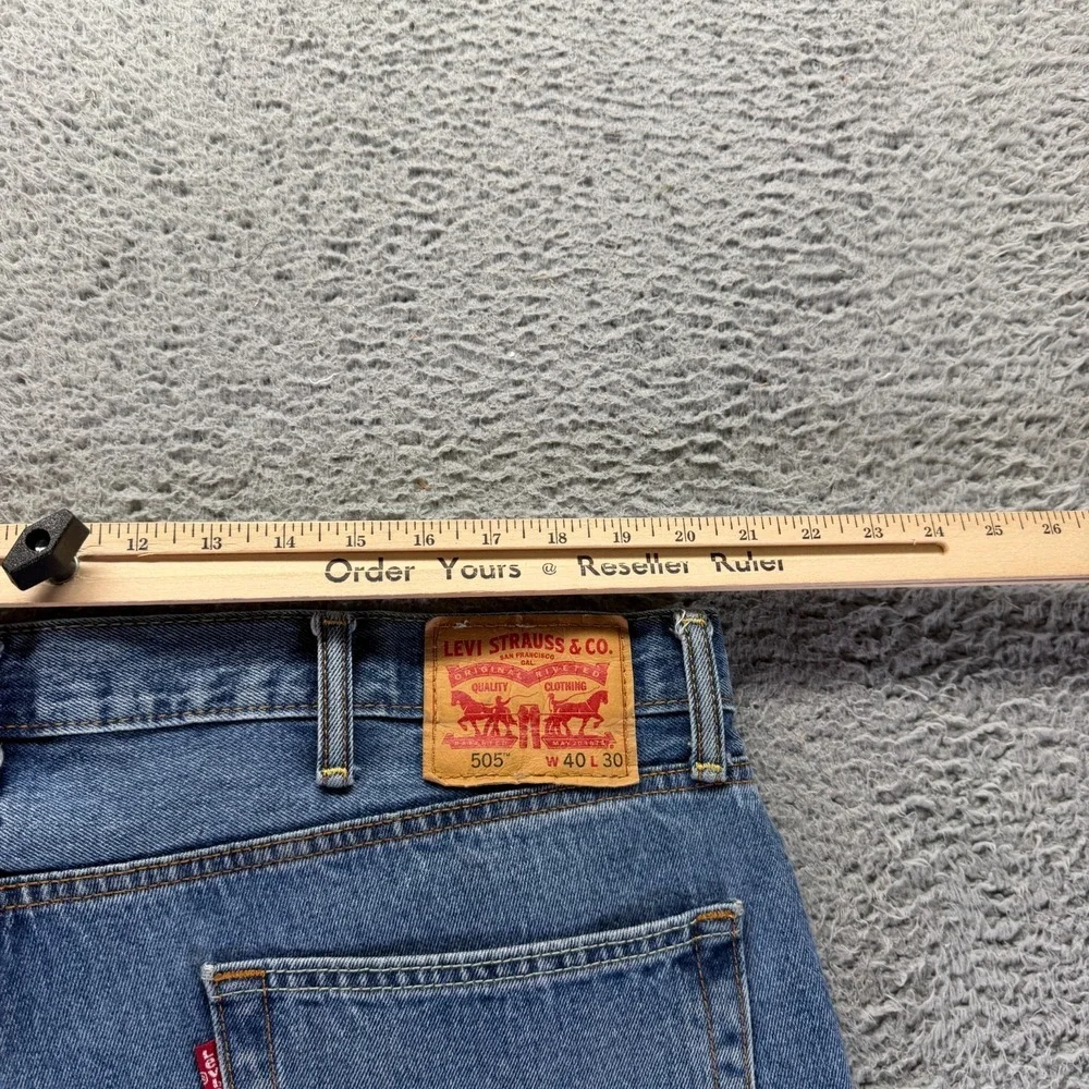Levis before purchasing