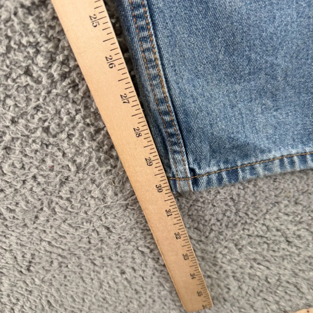 Levis before purchasing
