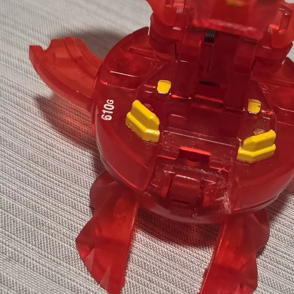 Bakugan Pyrus Translucent Cross Dragonoid 610g