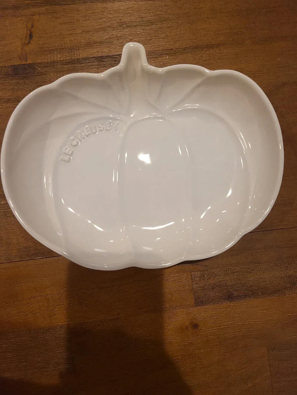 Le Creuset Meringue Medium Pumpkin Stoneware Dish