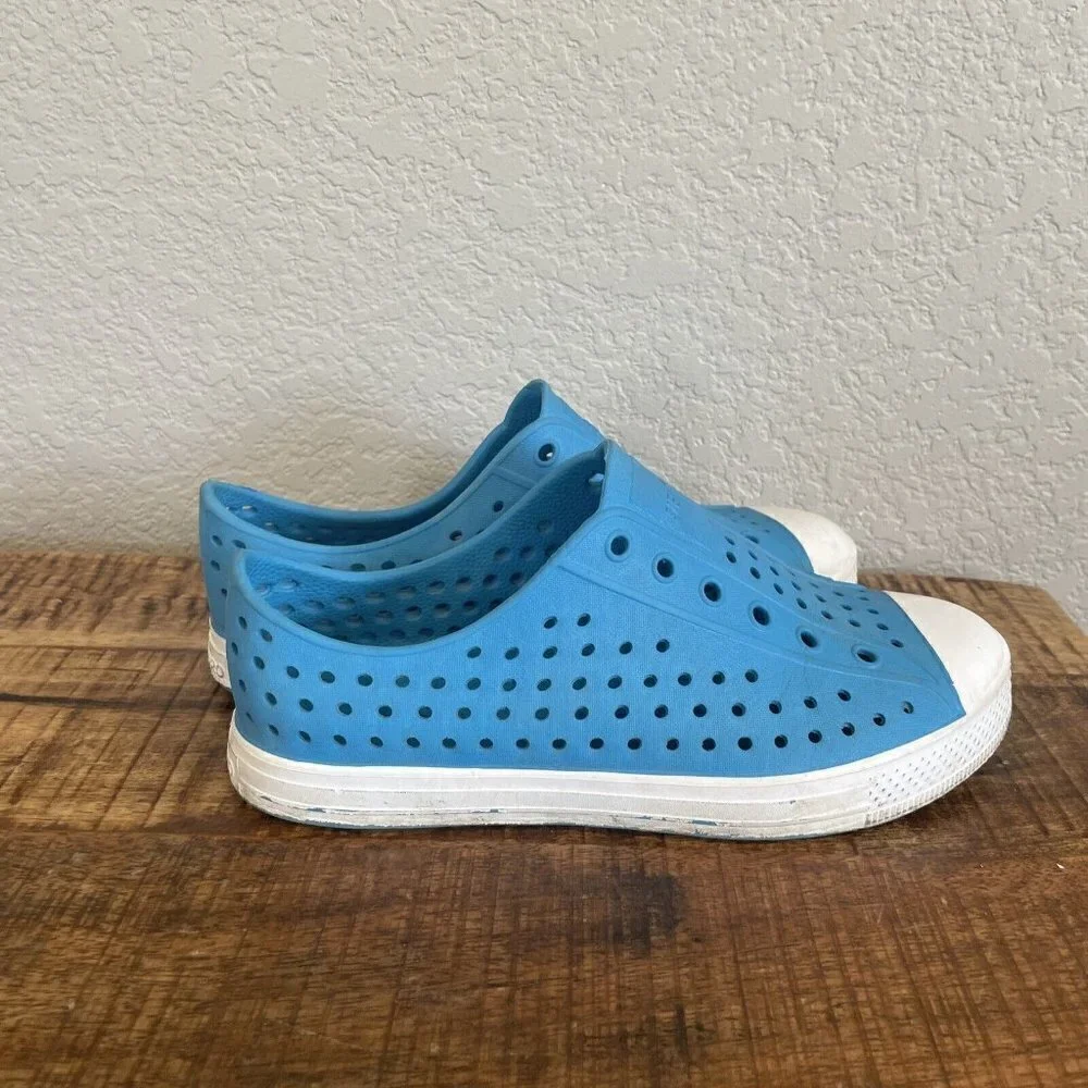 Saguaro boy blue