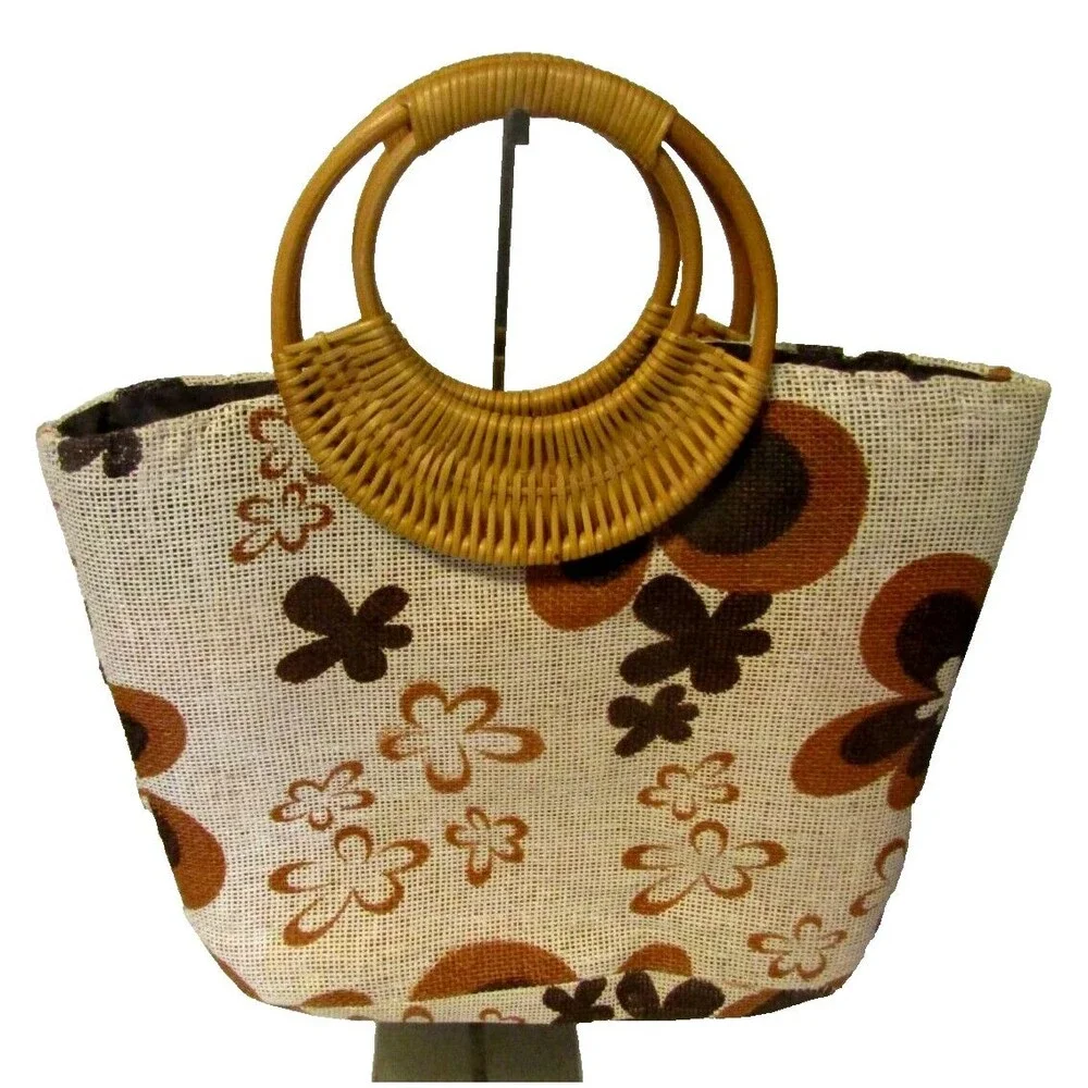 Unbranded large floral