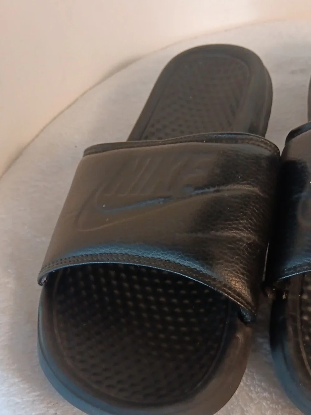 Nike Benassi JDI Black Men's Slide Sandals with Embossed Logo