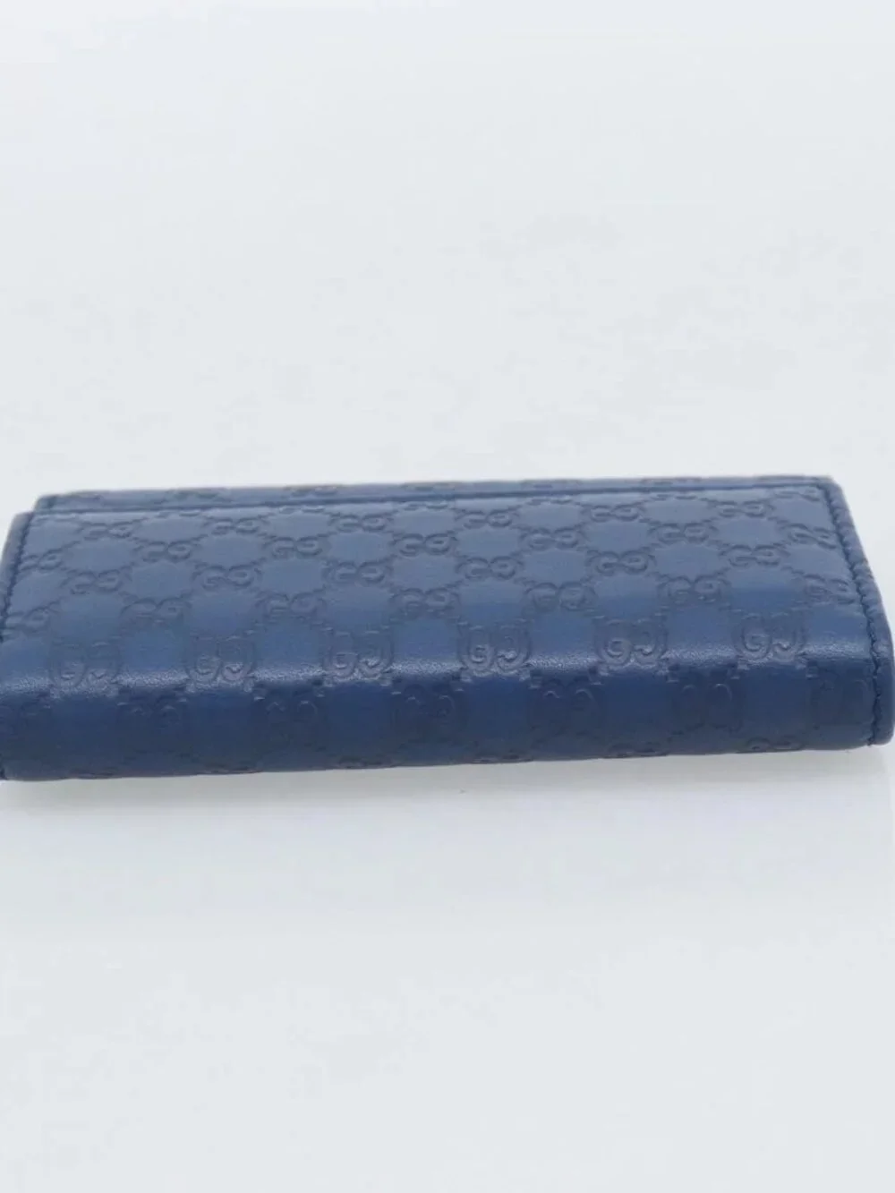 Gucci brand	gucci color	blue