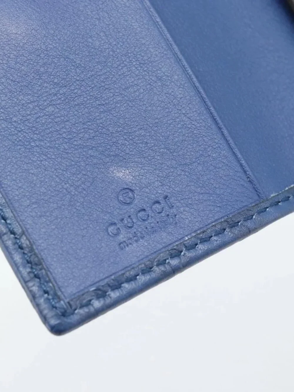 Gucci brand	gucci color	blue