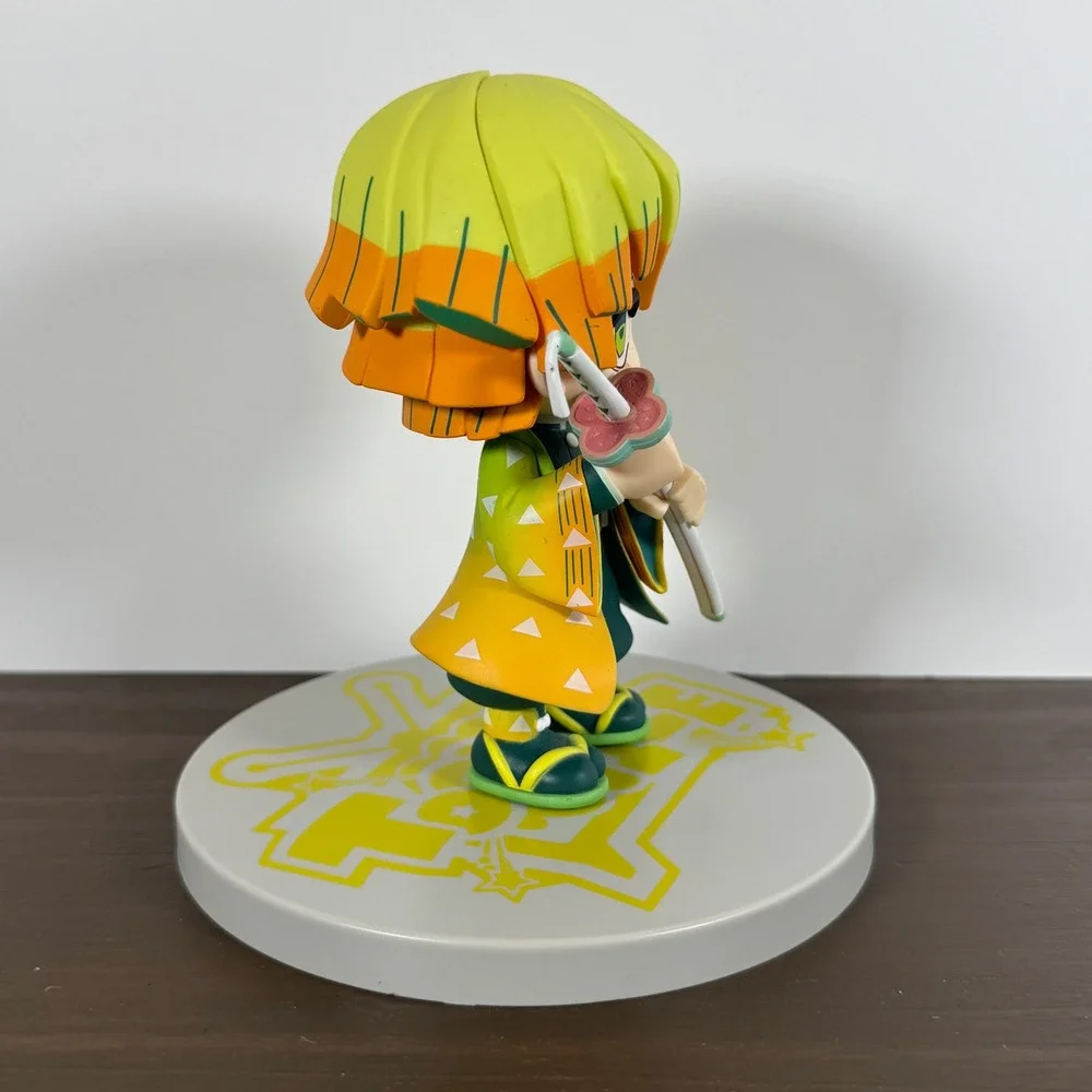 Banpresto Demon Slayer Zenitsu Agatsuma Q Posket Petit Figure Yellow 5.5in Cute