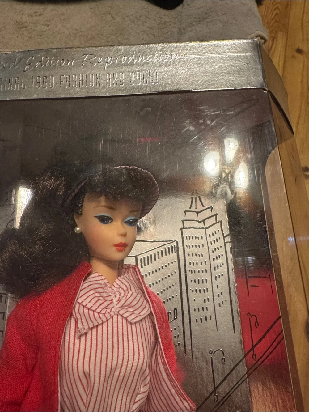 Barbie Busy Gal Fashion Designer Doll in Red and Black Outfit
