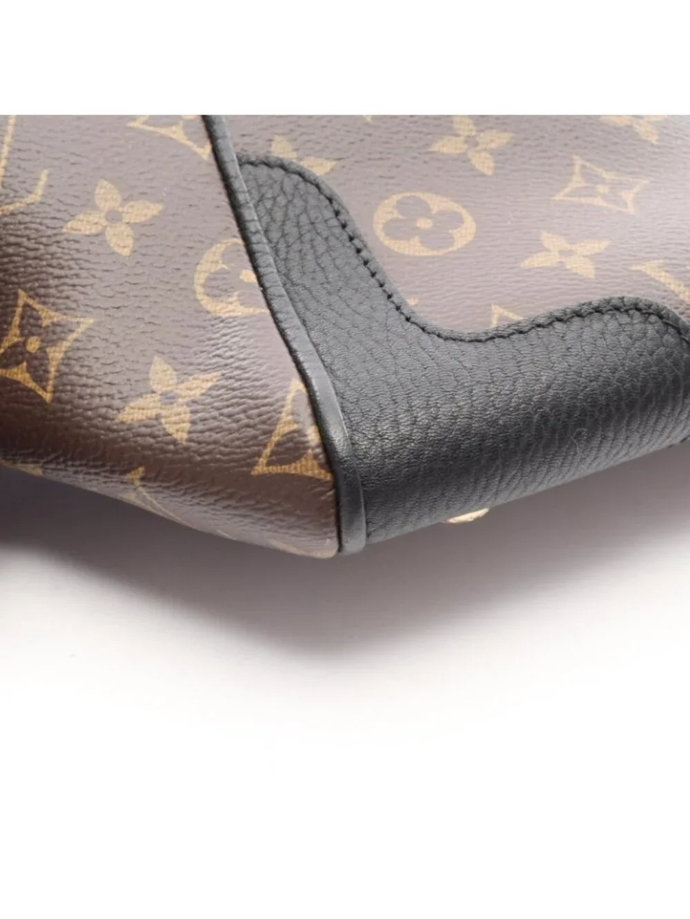 Louis Vuitton 31 brown