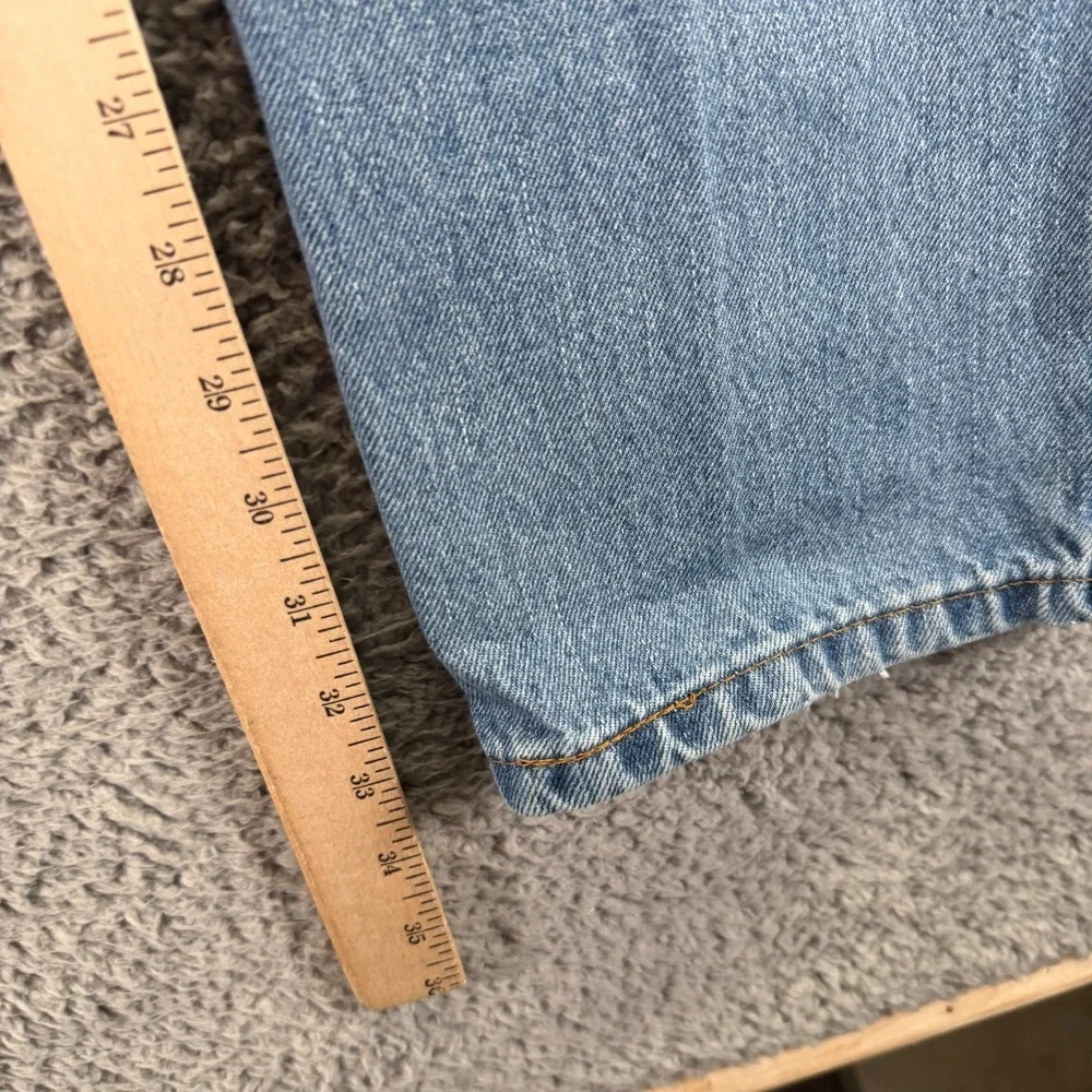 Levis before purchasing