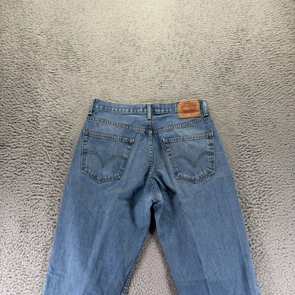 Levis before purchasing
