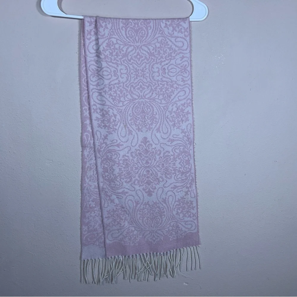 N/A pink ivory