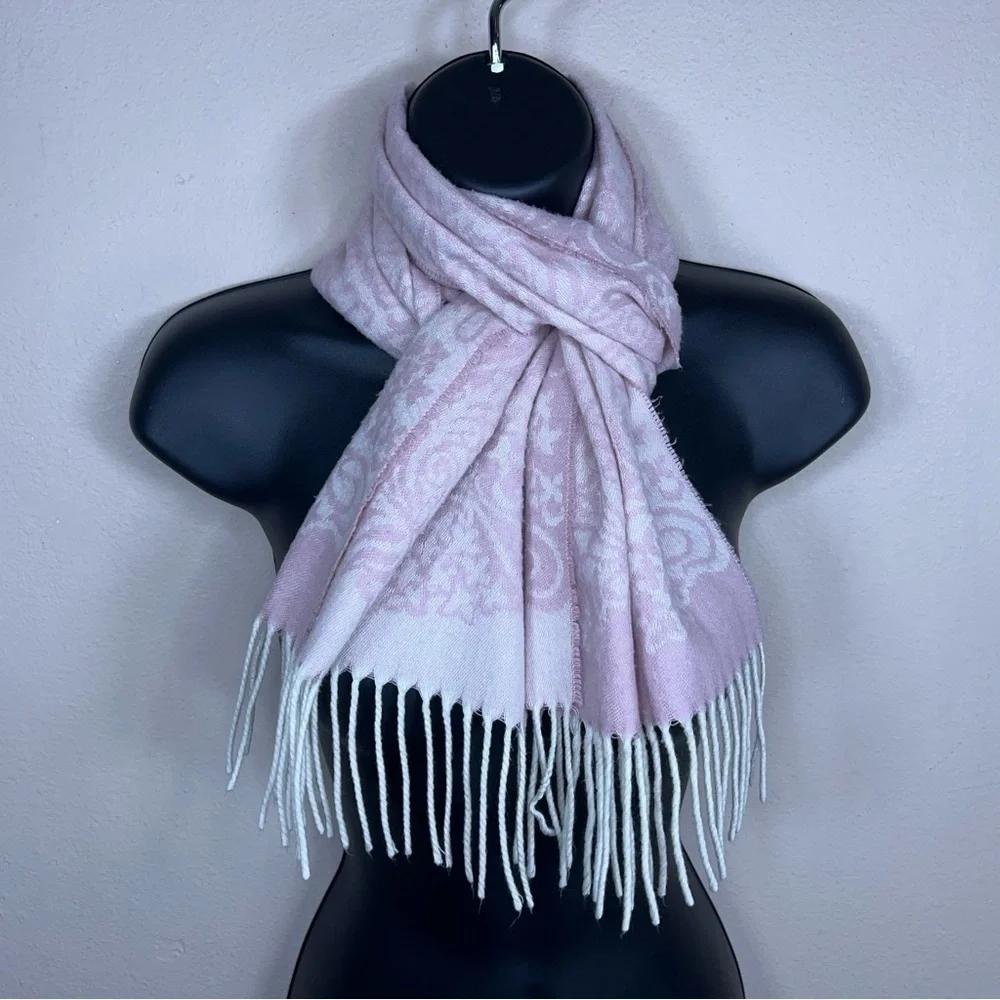 N/A pink ivory