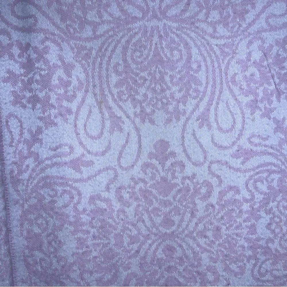 N/A pink ivory