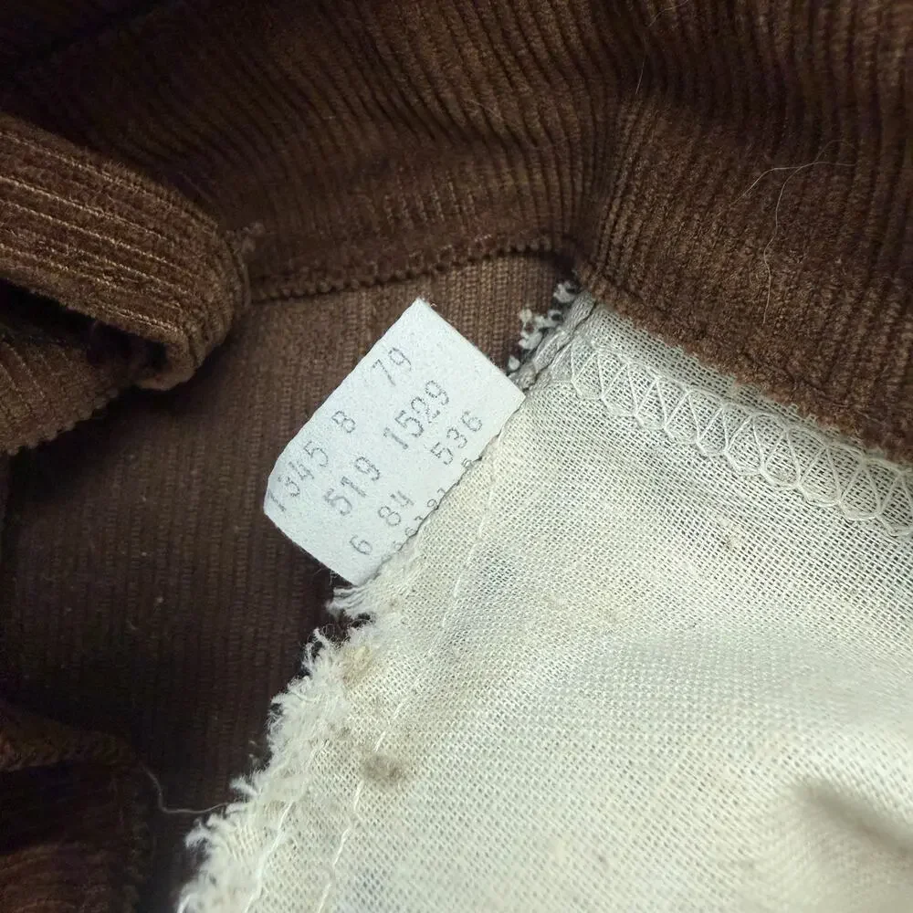 Levis title vintage