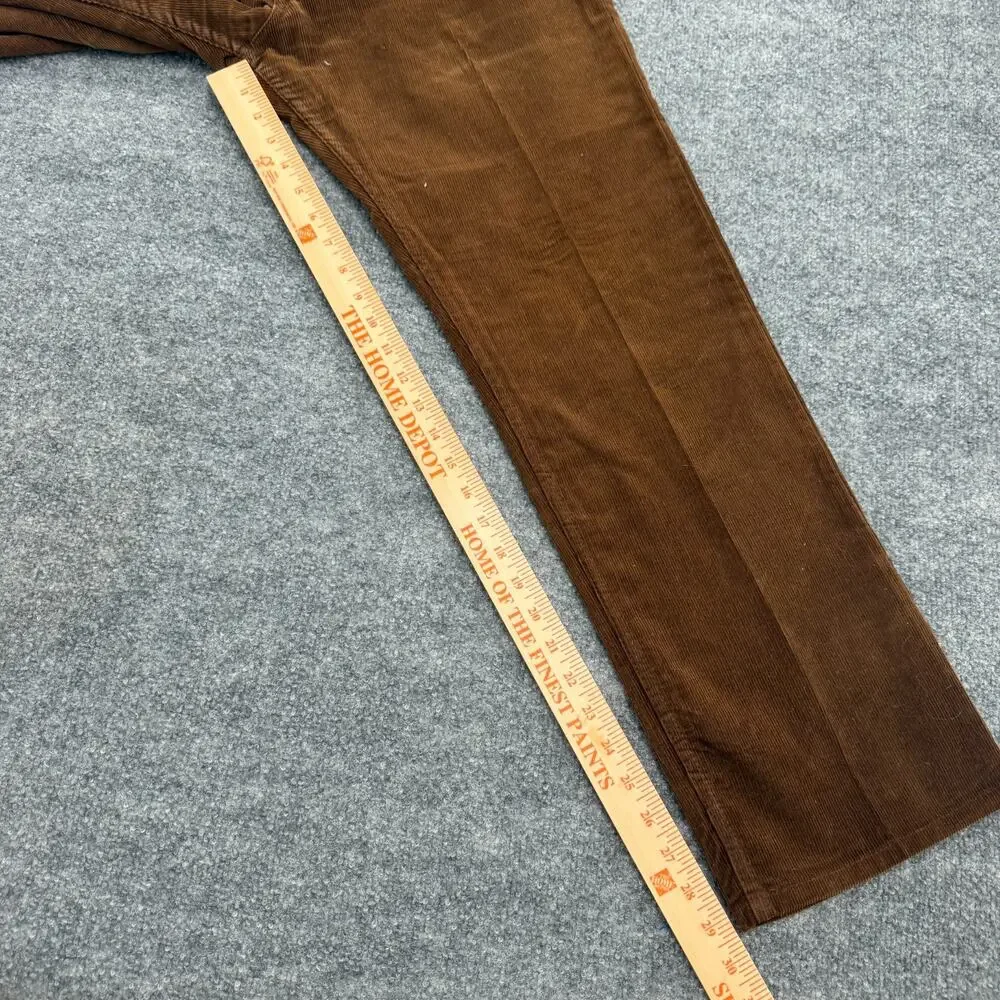 Levis title vintage