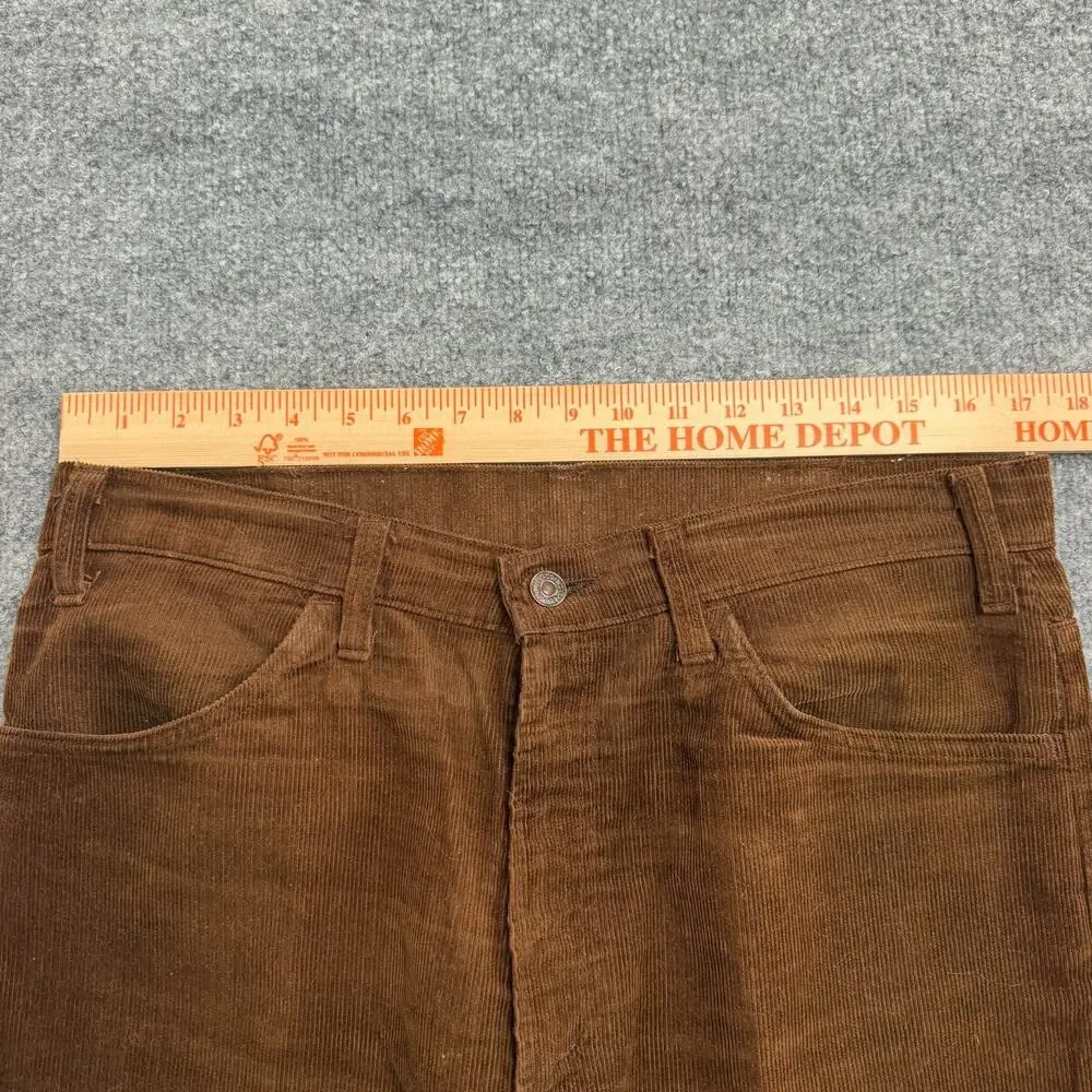 Levis title vintage