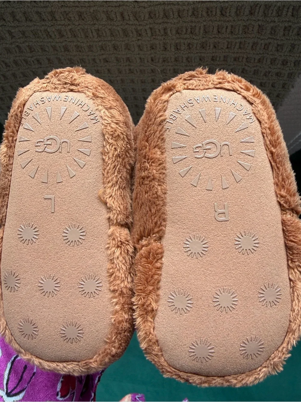 UGG logo interior