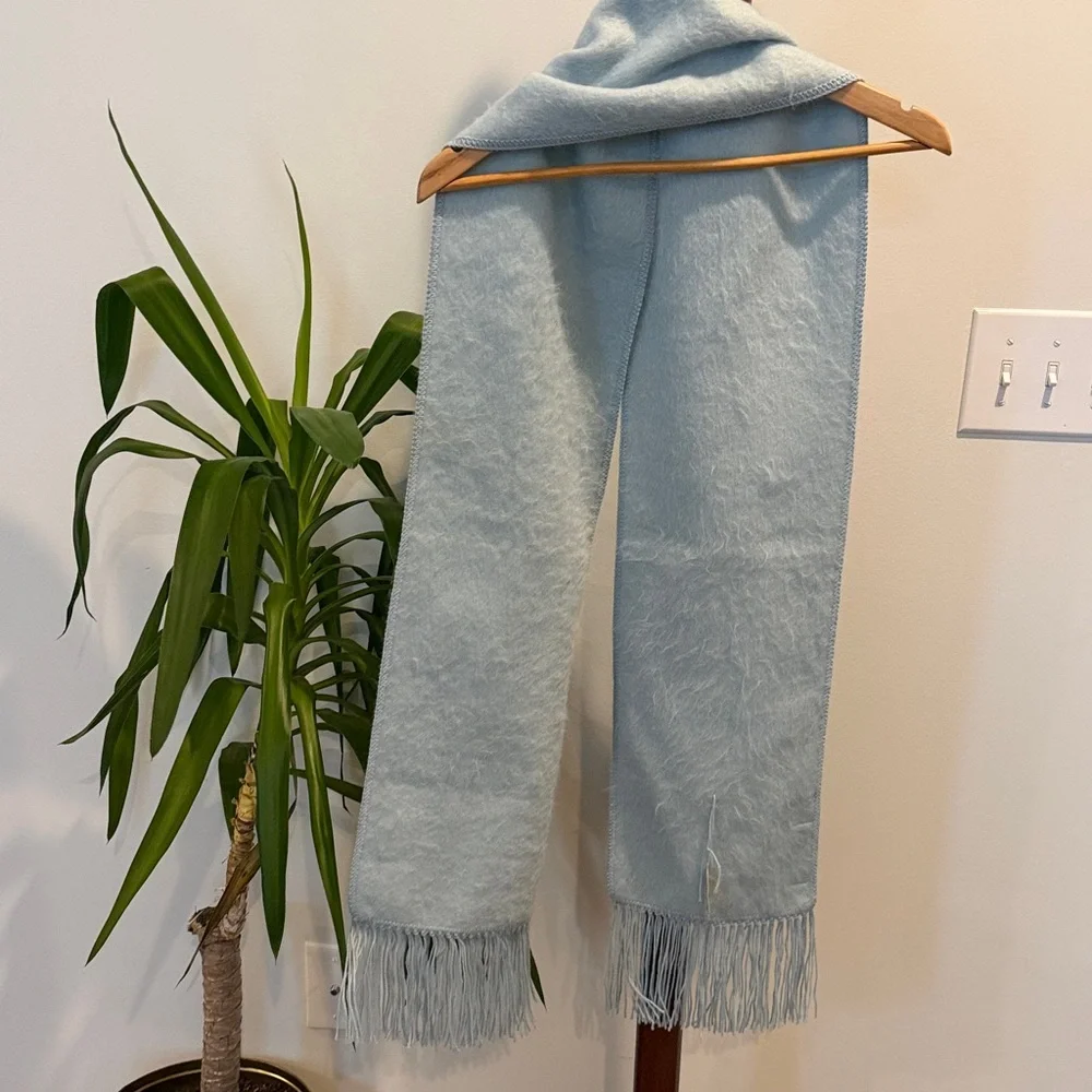Alpaca Fur Light Blue Fringed Scarf Made In Peru