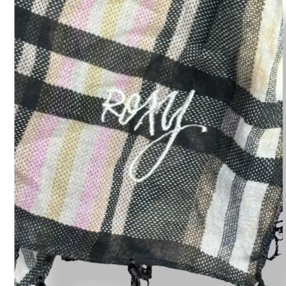 Roxy lightweight woven