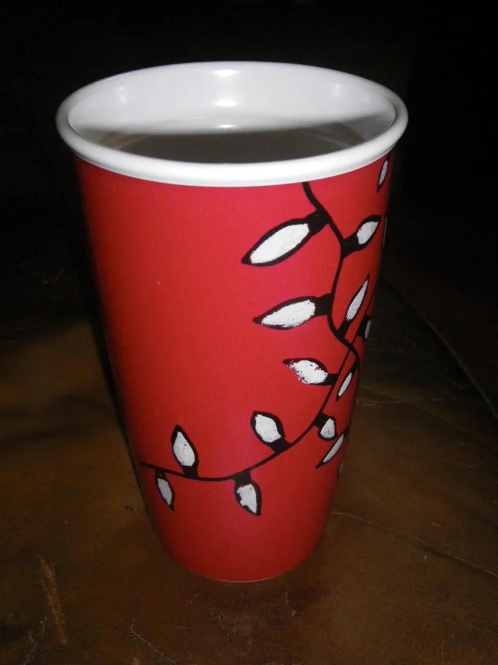Starbucks missing lid