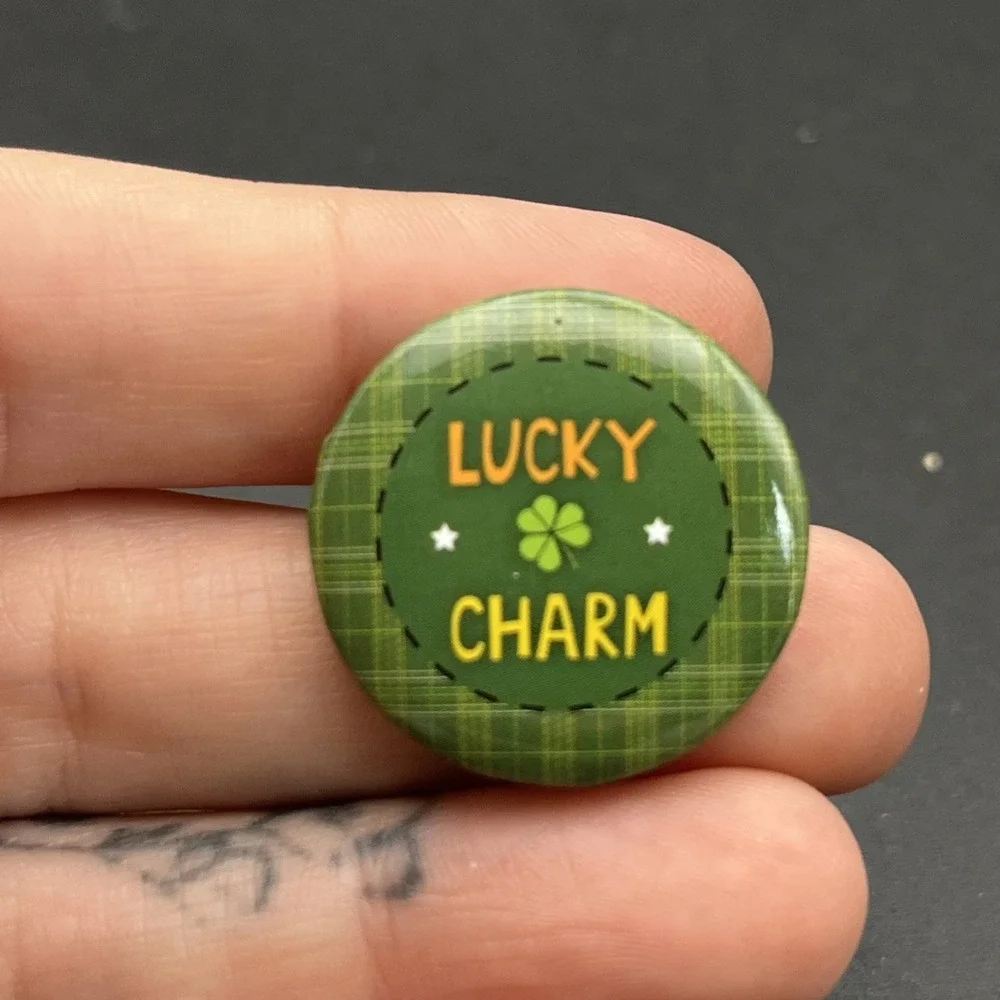 Lucky Charm Tiny Button‎ Pin