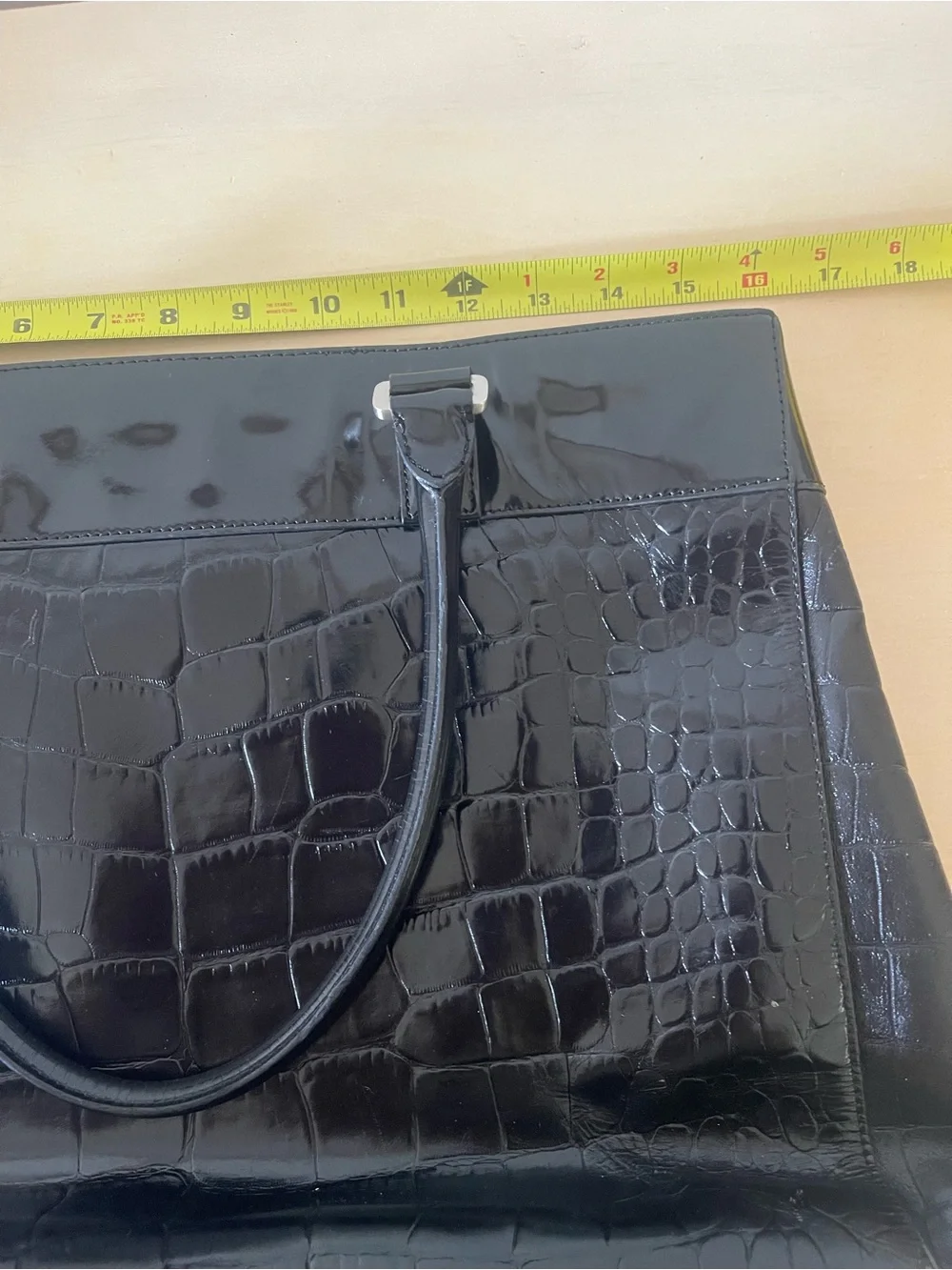 Ann Taylor Factory versatile carry