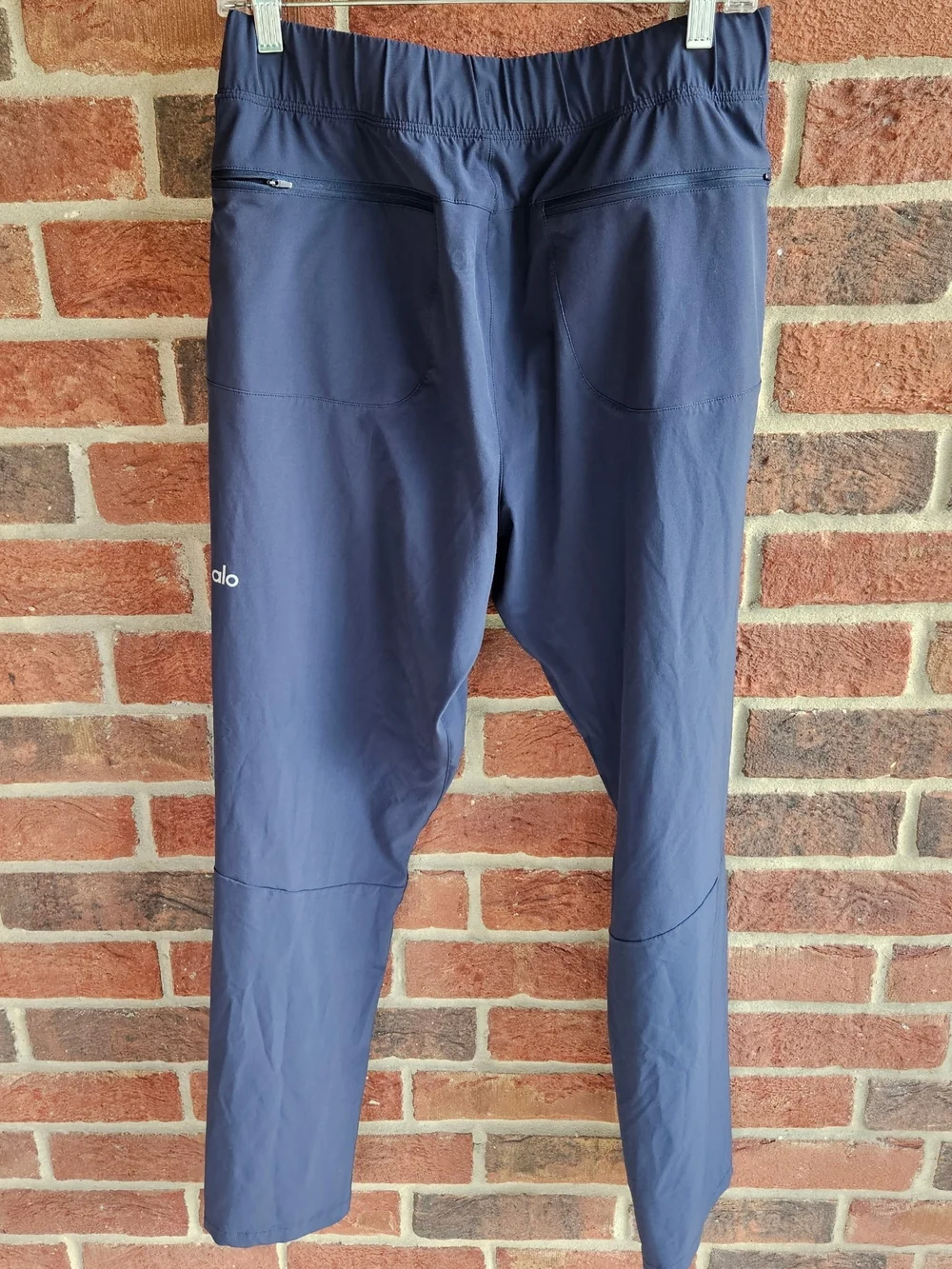 ALO Yoga lightweight navy