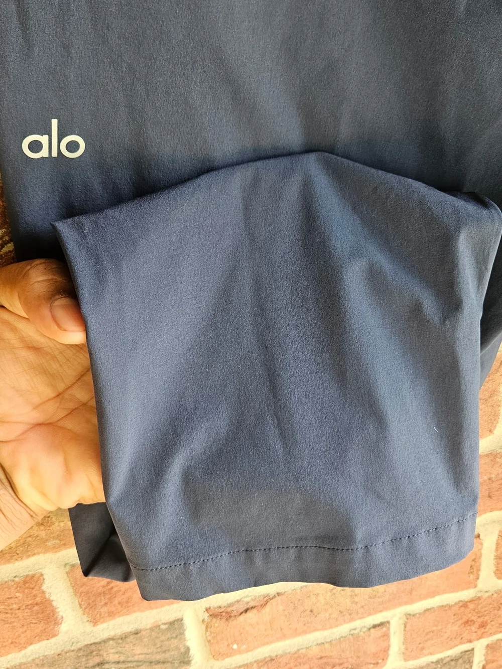 ALO Yoga lightweight navy