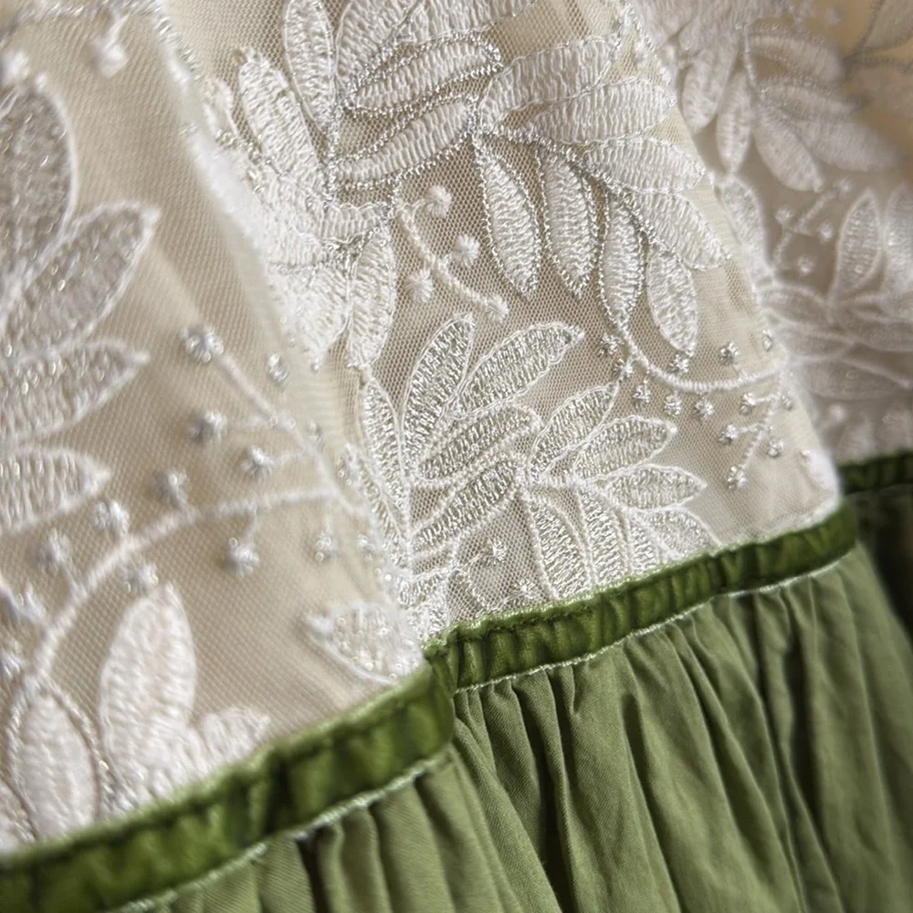 Elestory Holly Dress Cream‎ Green Size 10-12