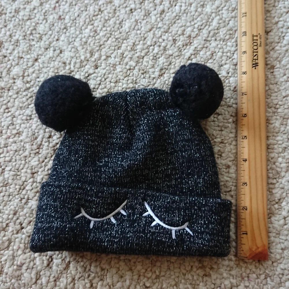 beanie adorable black