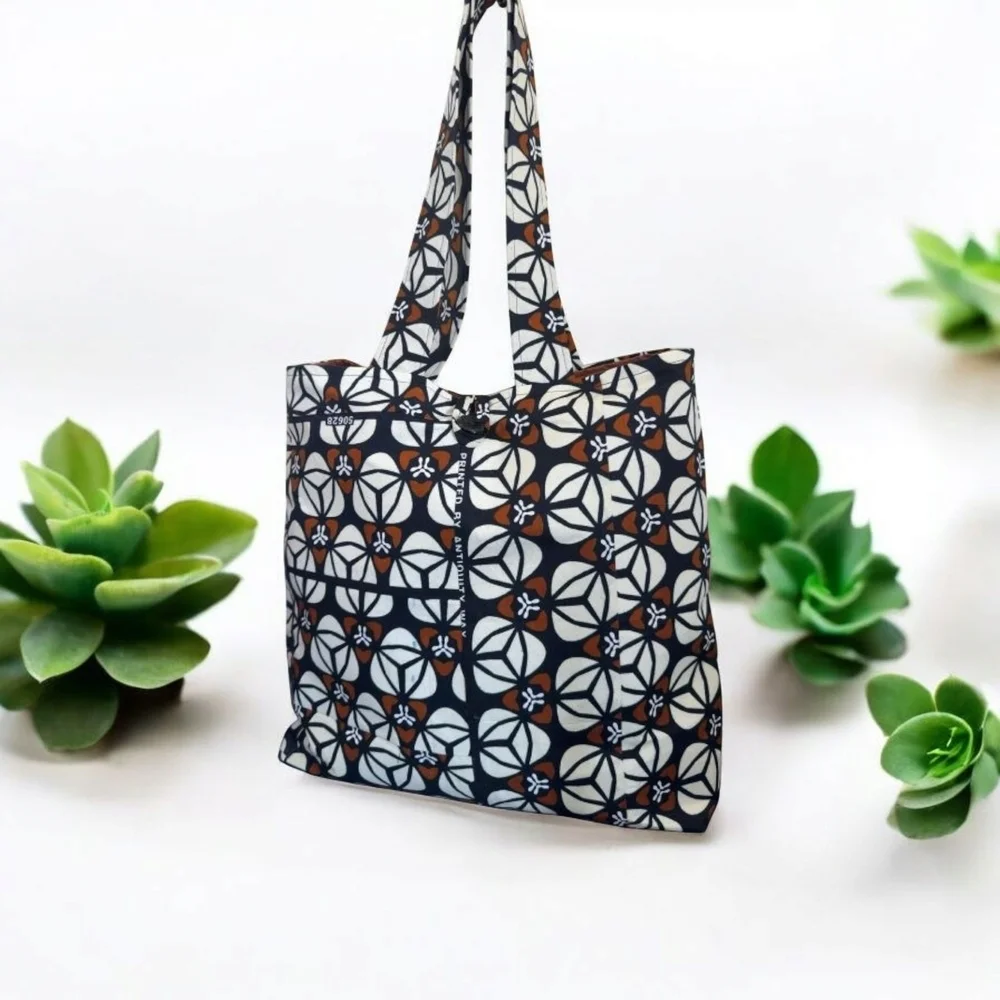 Black and White Geometric Tote Bag