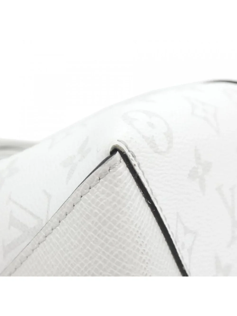 Louis Vuitton Taiga Rama Weekend Tote