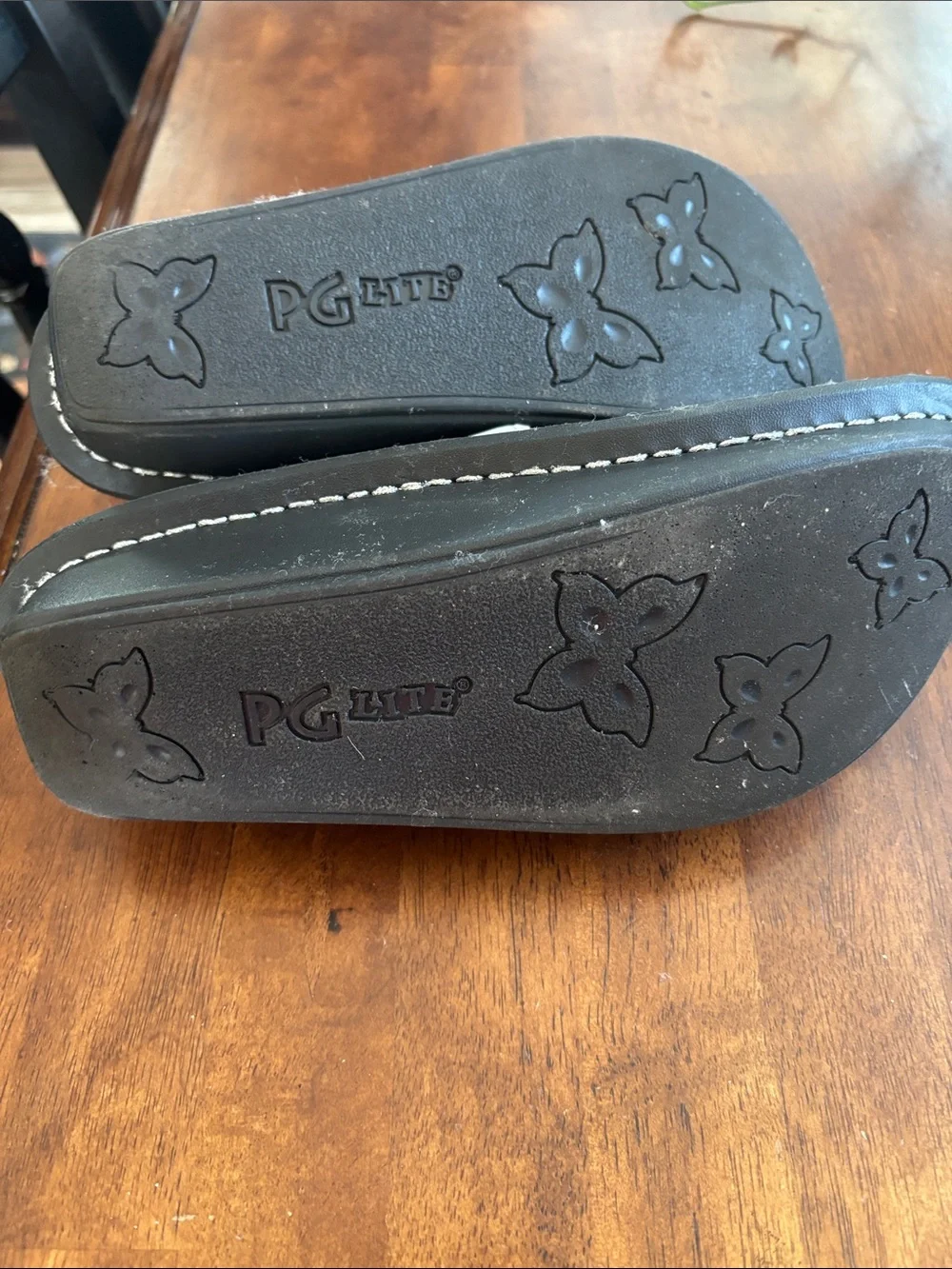 Alegria women’s mary