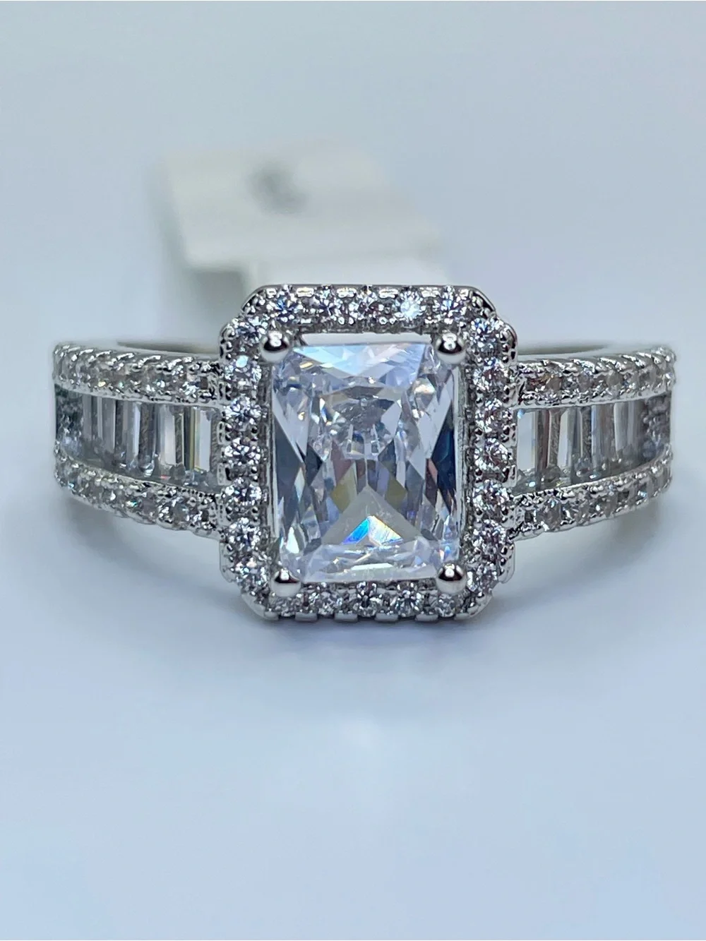 Swarovski Crystal Elements White Crystal Halo Art Deco Statement Ring Sz 9