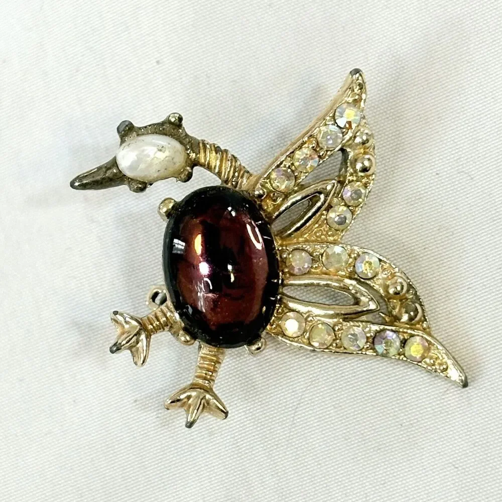 Vtg Jelly Belly Bird AB Rhinestones Faux Pearl Amethyst Belly Gold Tone Brooch