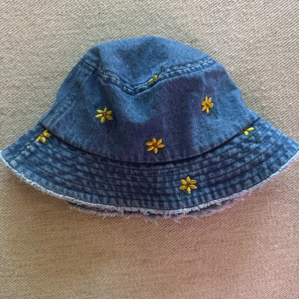 Zara Blue Denim Bucket Hat with Yellow Daisy Embroidery