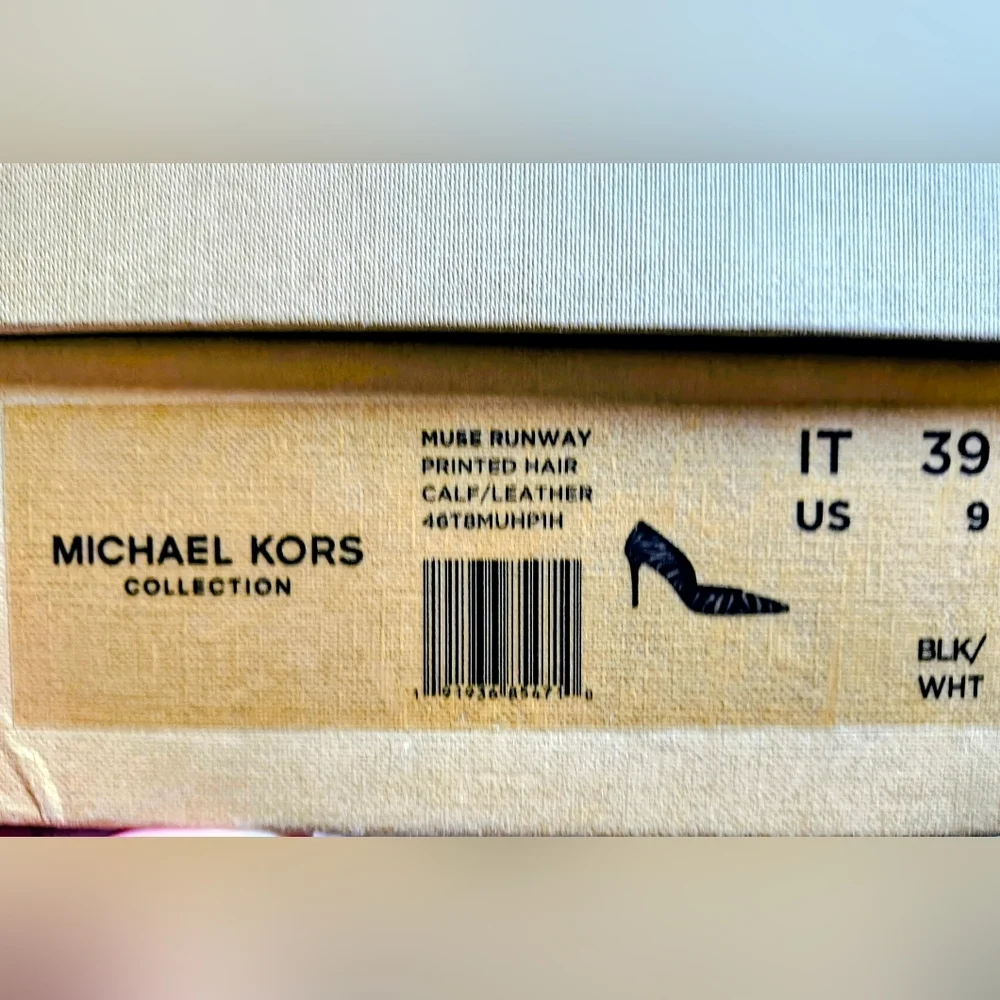 $695 NIB Michael Kors Collection Muse Runway Pumps Women's Size IT 39 US 9