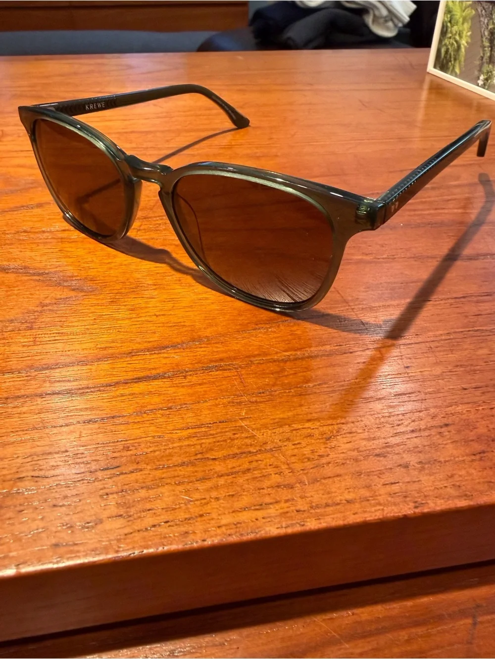 KREWE sunglasses style