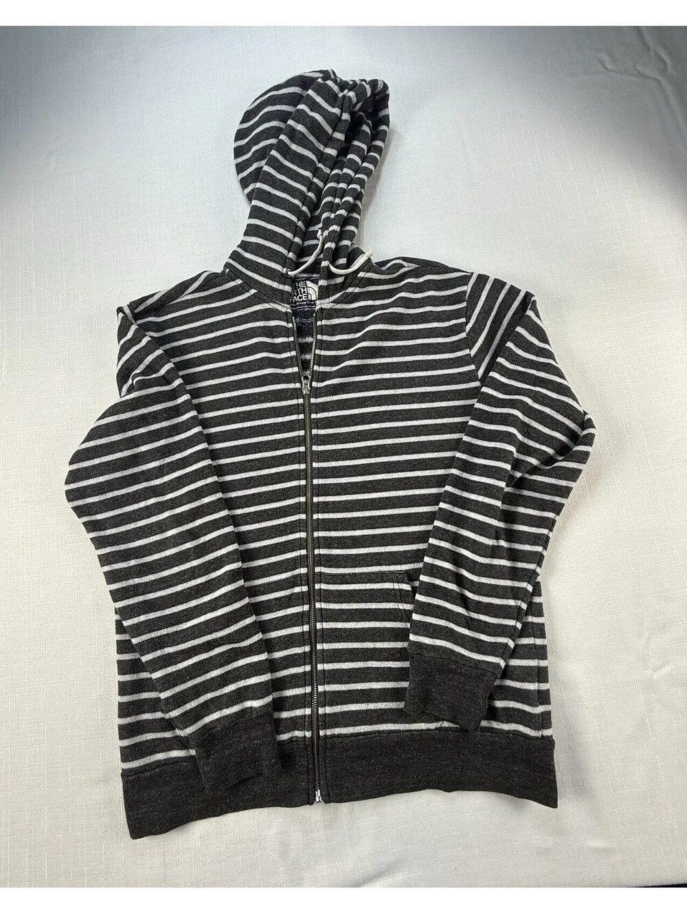 The North Face Hoodie Men’s Large Gray White Striped Full Zip Sweatshirt