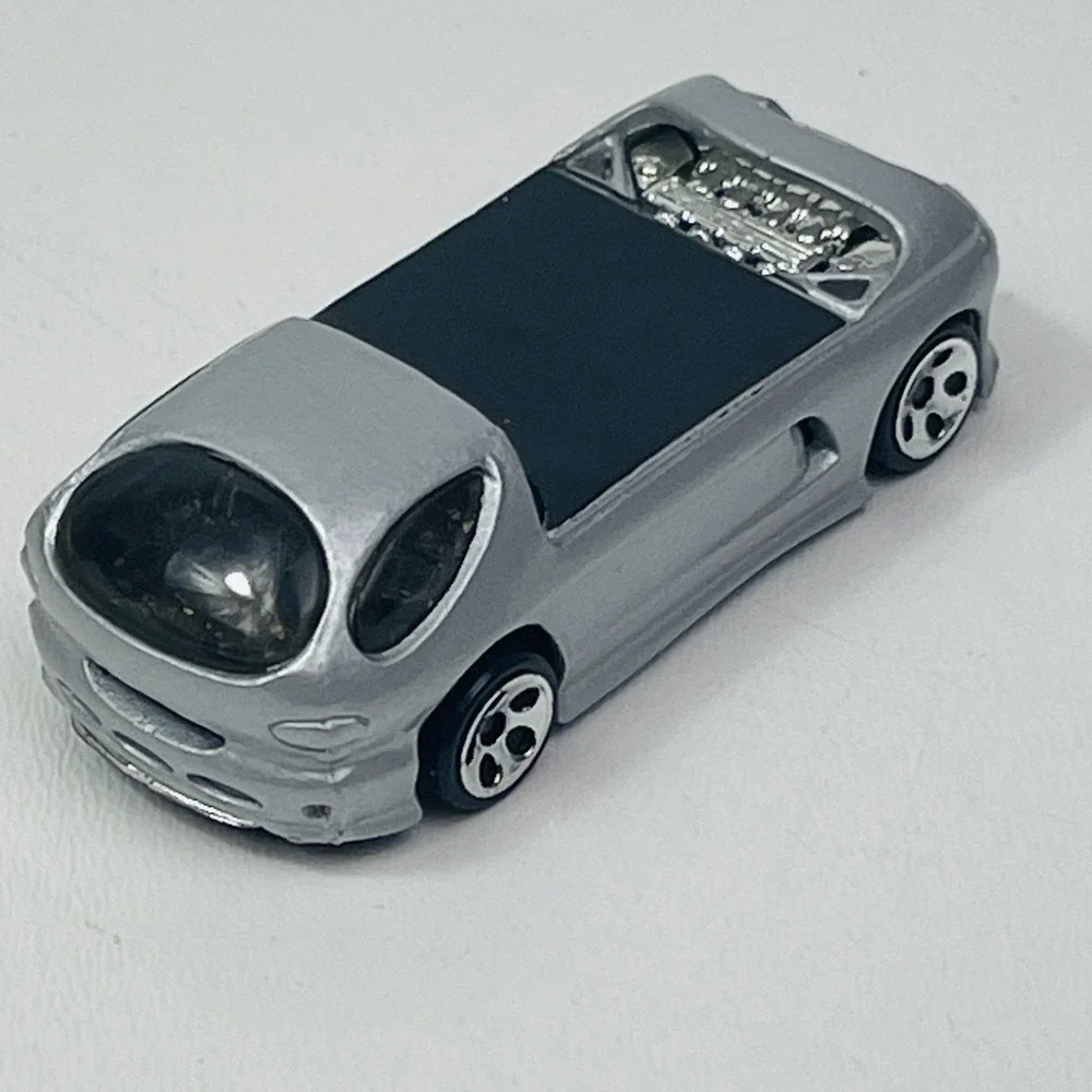 Hot Wheels please see