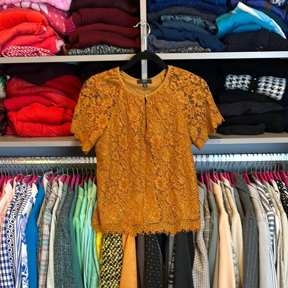 J Crew yellowish orange lace overlay short sleeve top size XS